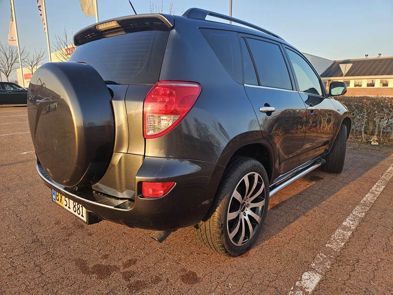 Toyota RAV4 2,0 VVT-i Plus 4x4 AUT.