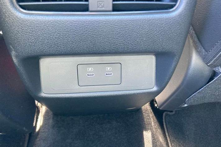 Sort Nissan Qashqai fra 2025