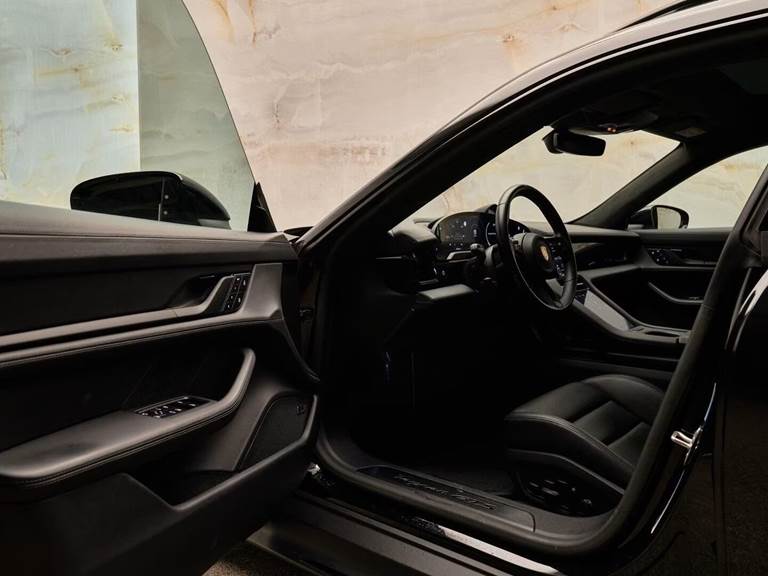 Porsche Taycan GTS Sport Turismo EL 4x4 517HK Stc Aut.