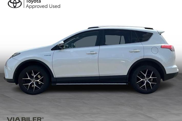 Hvid Toyota RAV4 fra 2016