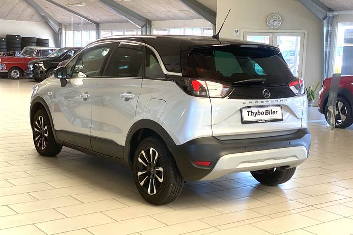 Sølv Opel Crossland fra 2024