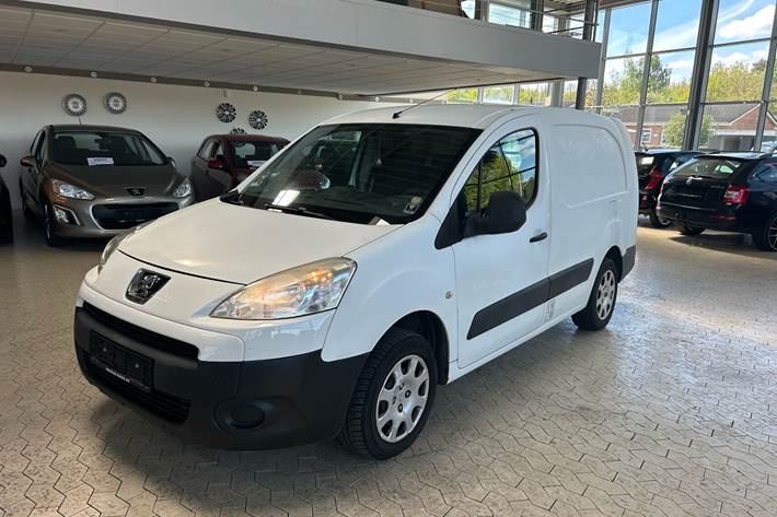 Hvid Peugeot Partner fra 2010