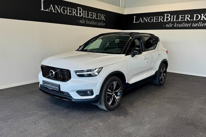 Hvid Volvo XC40 fra 2018 set udefra
