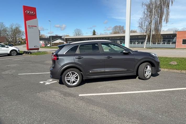 Grå Kia e-Niro fra 2019