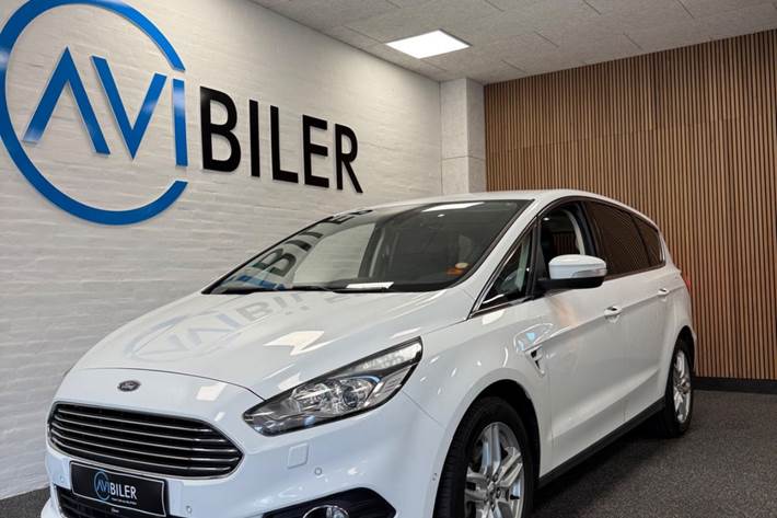 Hvid Ford S-MAX fra 2018