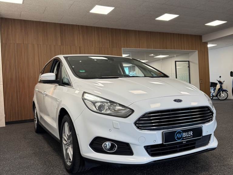 Ford S-MAX 2,0 TDCi 180 Titanium aut. 7prs