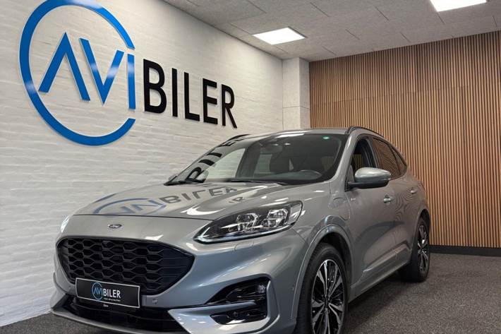 Sølv Ford Kuga fra 2022