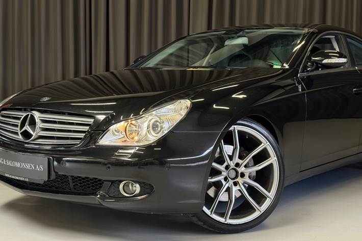 Sort Mercedes CLS350 fra 2005