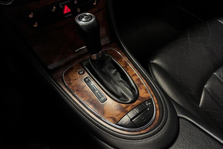 Sort Mercedes CLS350 fra 2005