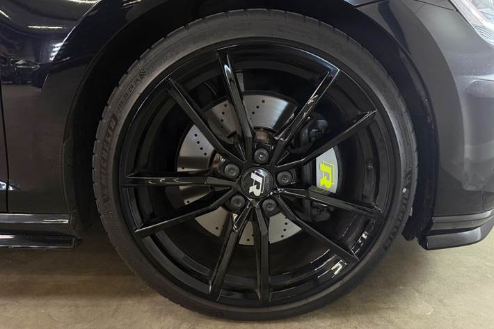 Sort VW Golf VII fra 2019