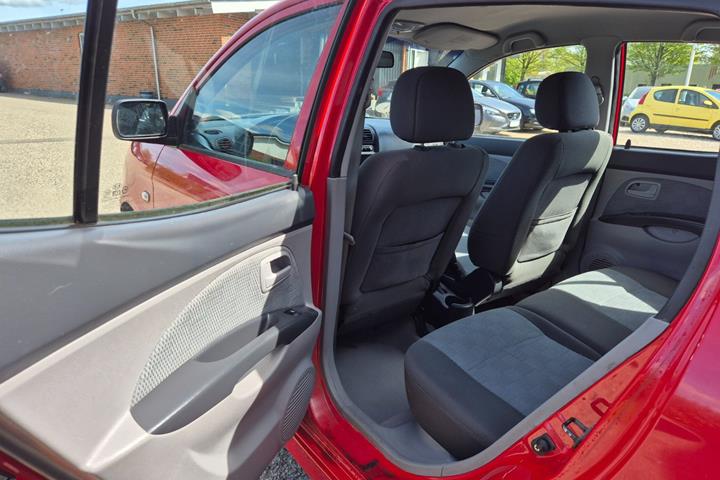 Grøn Kia Picanto fra 2006