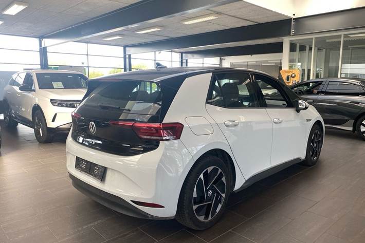 Hvid VW ID.3 fra 2021