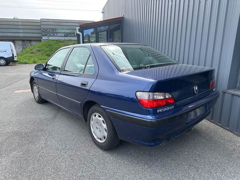 Peugeot 406 1,8 S