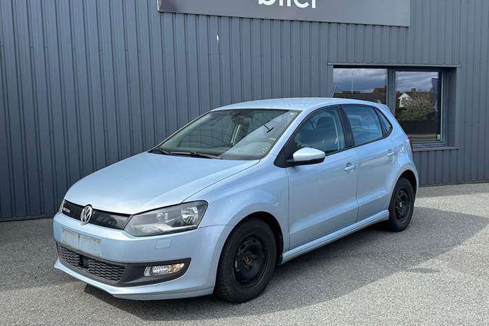 Blå VW Polo fra 2015