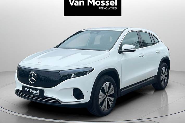 Hvid Mercedes EQA250 fra 2024