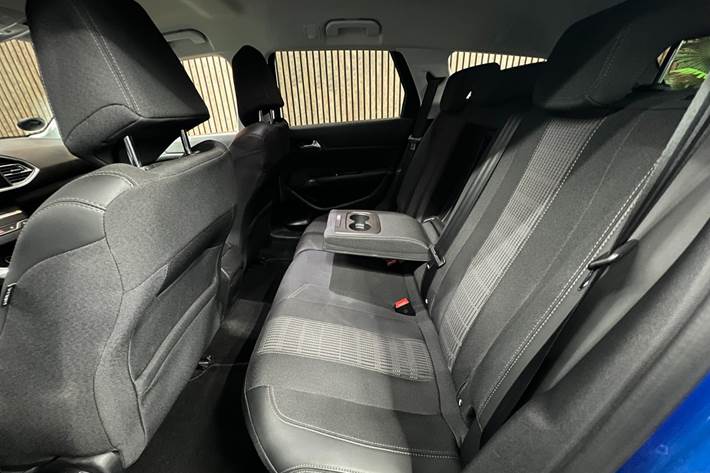 undefined Peugeot 308 fra 2021