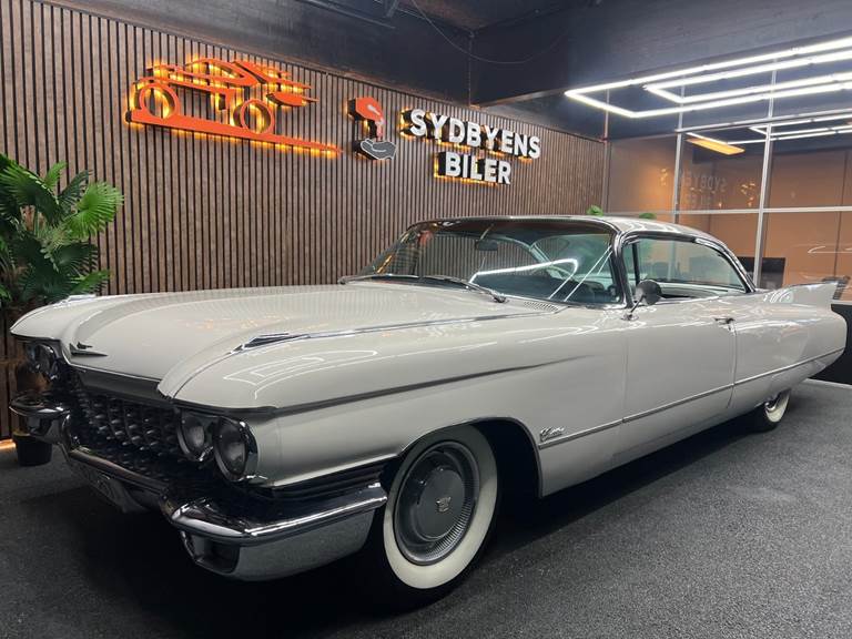 Cadillac Coupé DeVille 6,4 aut.