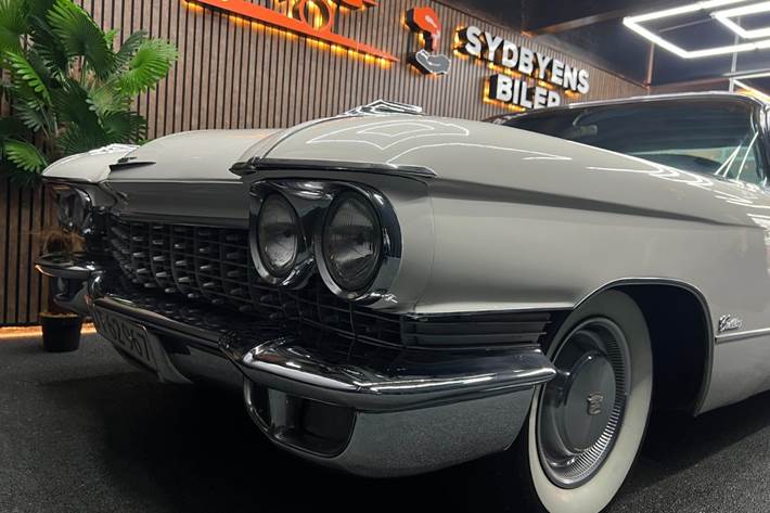 undefined Cadillac Coupé DeVille fra 1960