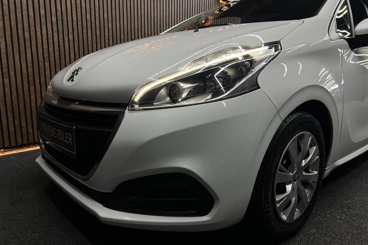 undefined Peugeot 208 fra 2018
