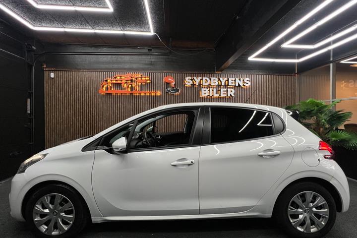 undefined Peugeot 208 fra 2018