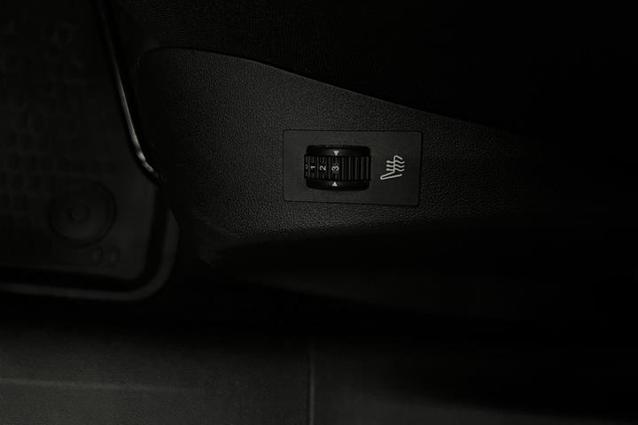 undefined Peugeot 208 fra 2018