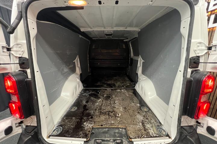 undefined Opel Vivaro fra 2022