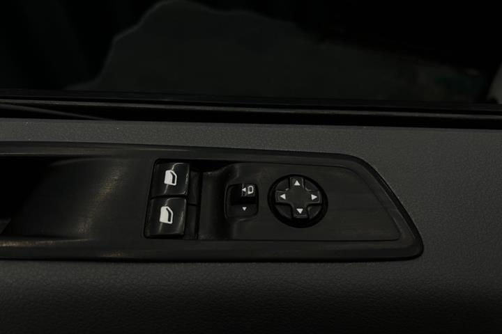 undefined Opel Vivaro fra 2022