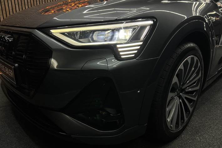 undefined Audi e-tron fra 2022