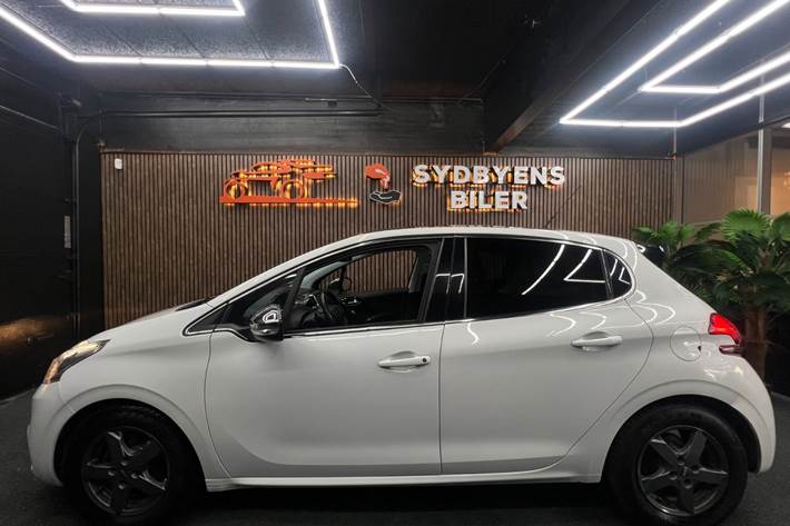 undefined Peugeot 208 fra 2017