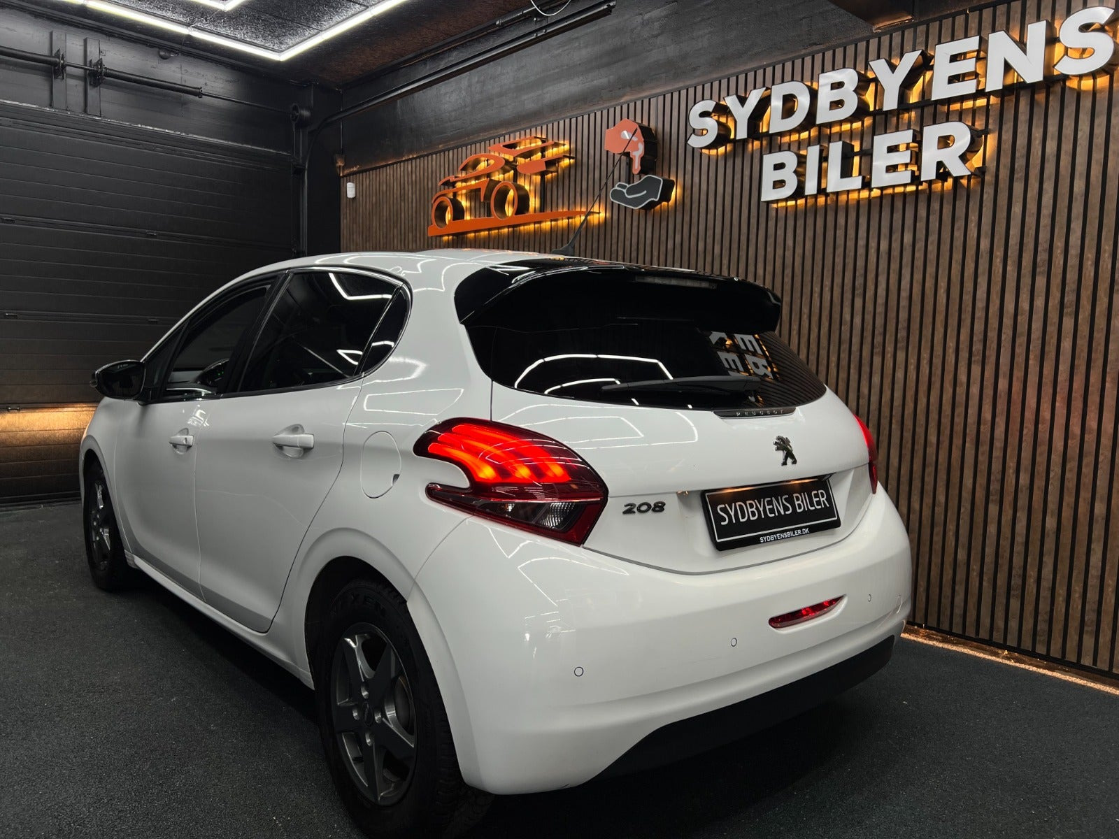 undefined Peugeot 208 fra 2017
