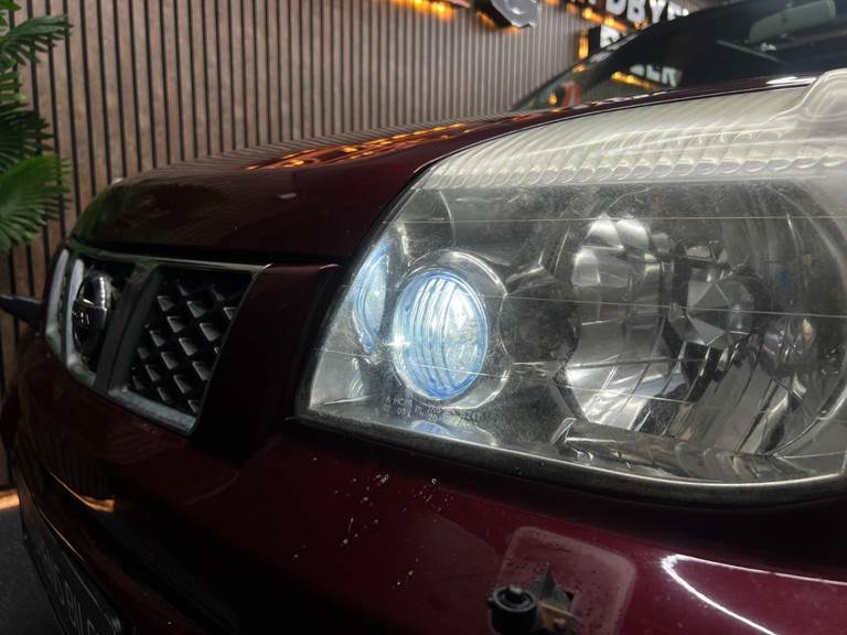 Nissan X-Trail 2,2 dCi Sport