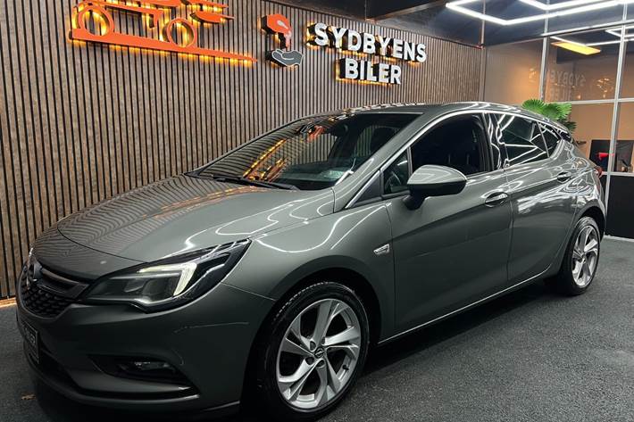 undefined Opel Astra fra 2018