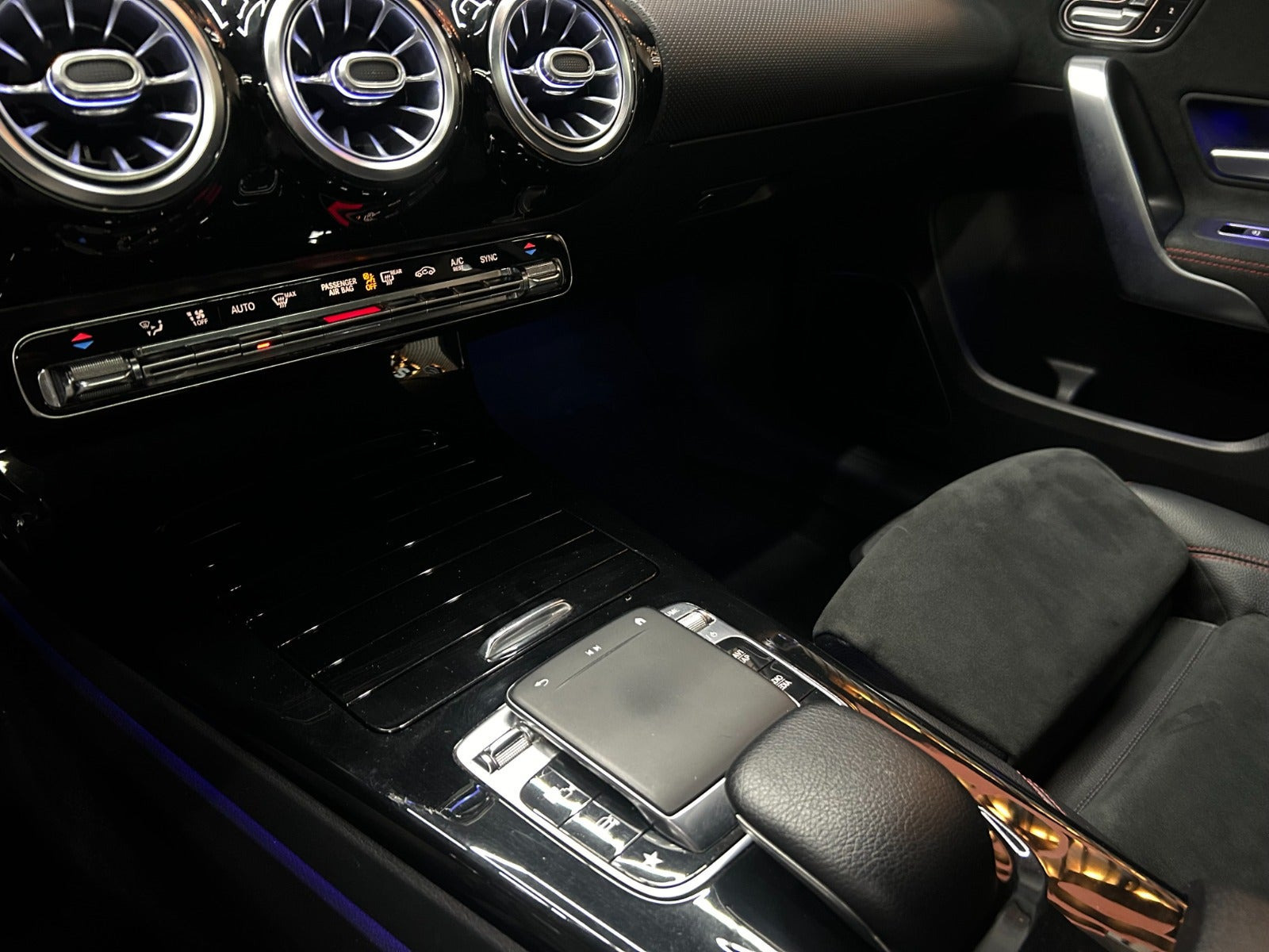 undefined Mercedes A180 d fra 2019