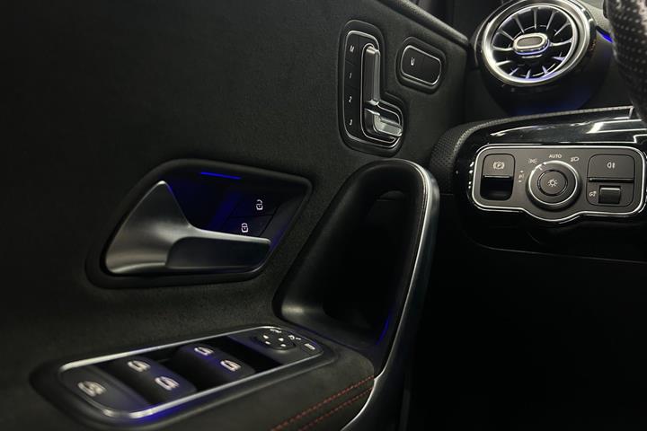 undefined Mercedes A180 d fra 2019