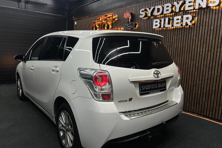 undefined Toyota Verso fra 2014