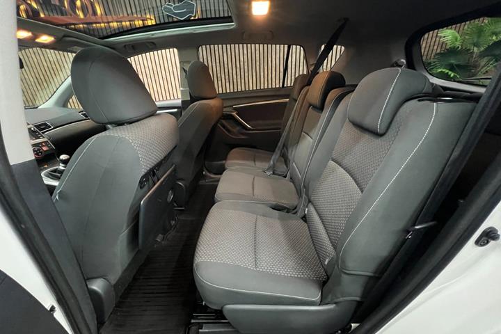 undefined Toyota Verso fra 2014