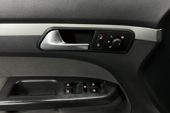 undefined VW Touran fra 2012