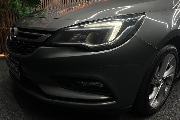 undefined Opel Astra fra 2017