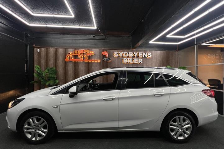 undefined Opel Astra fra 2018
