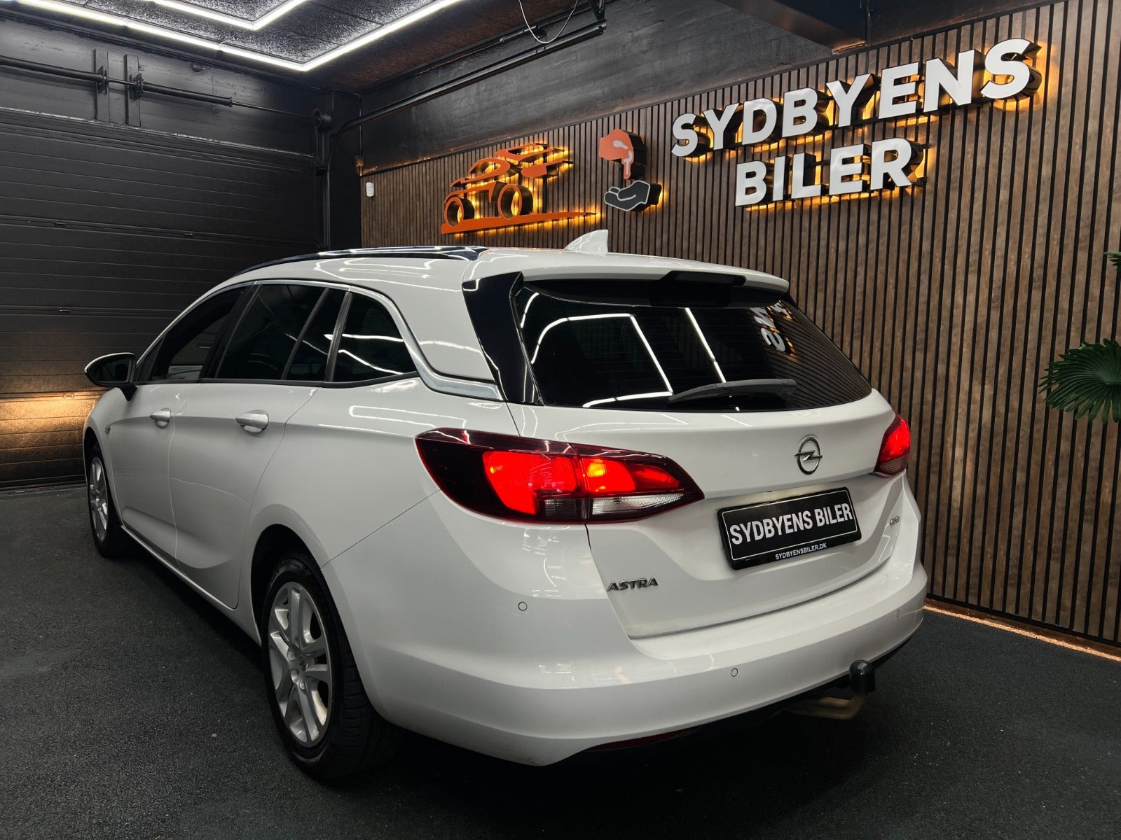 undefined Opel Astra fra 2018