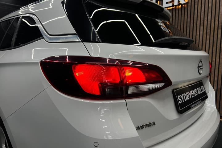 undefined Opel Astra fra 2018