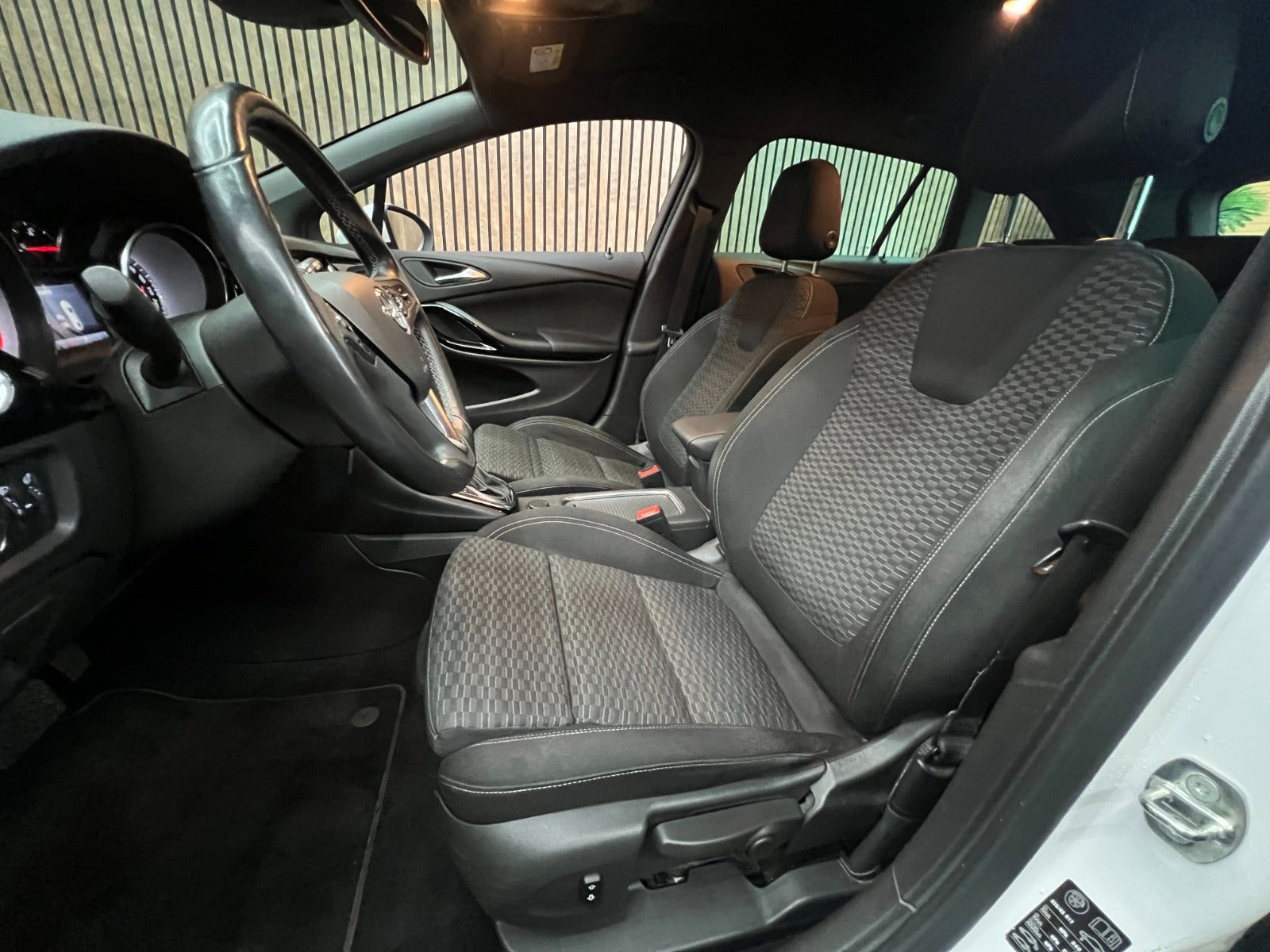 undefined Opel Astra fra 2018