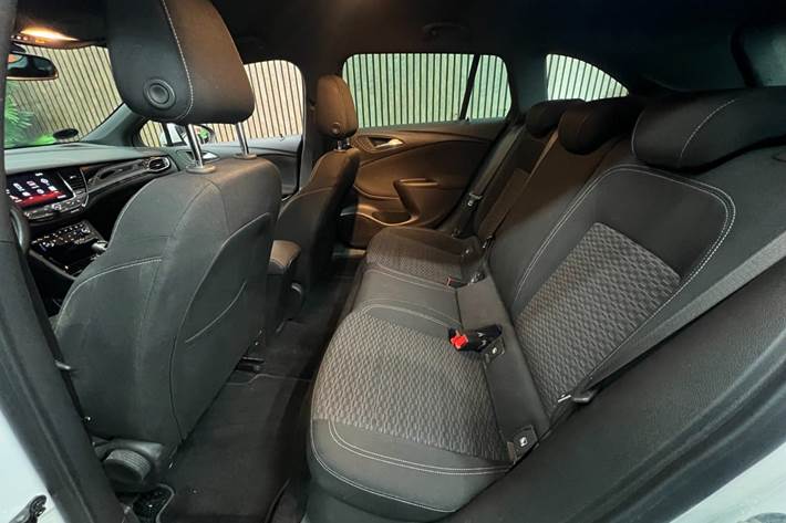 undefined Opel Astra fra 2018