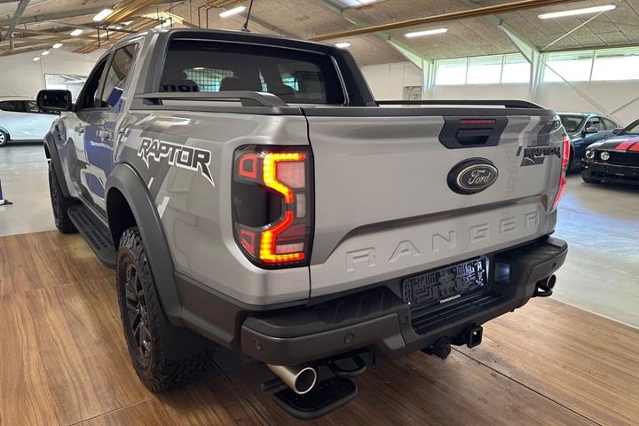 Sølv Ford Ranger Raptor fra 2024
