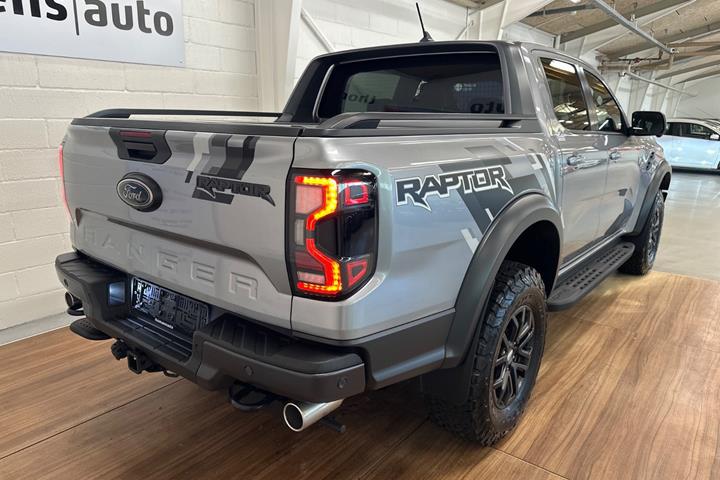 Sølv Ford Ranger Raptor fra 2024