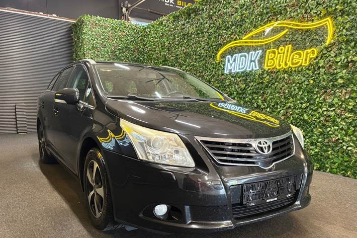 undefined Toyota Avensis fra 2009
