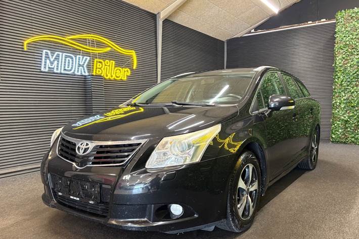 undefined Toyota Avensis fra 2009