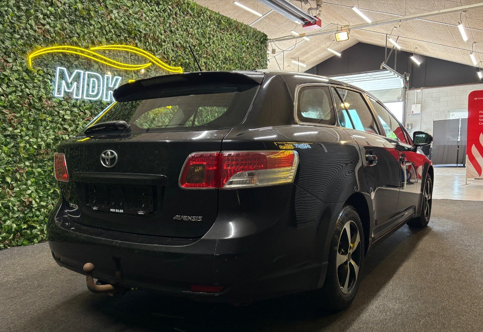 undefined Toyota Avensis fra 2009