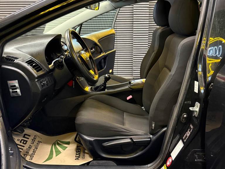 Toyota Avensis 1,6 VVT-i T1 stc.