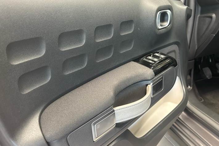 Grå Citroën C3 fra 2022